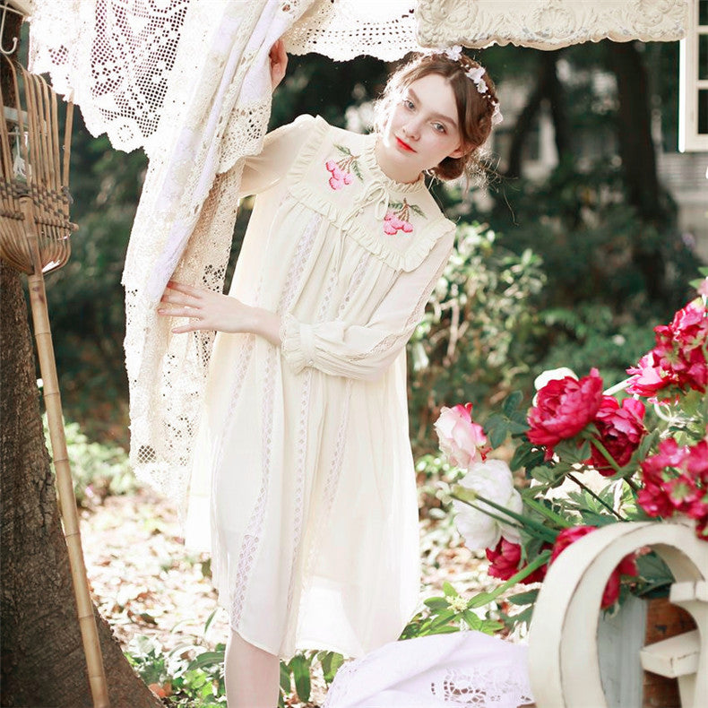 High Quality Explosions Leisure Vintage Elegant Dresses women Embroidery Lace  fullSleeve Spring summer Party  Dress